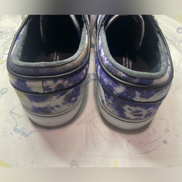 Stefan Janoksis Nike SB Sneakers - Picture 5 of 7